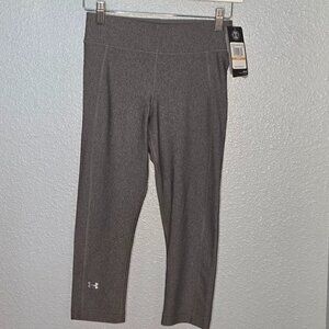 NWT Under Armour Heatgear Compression Crop 19" - S Heather Grey